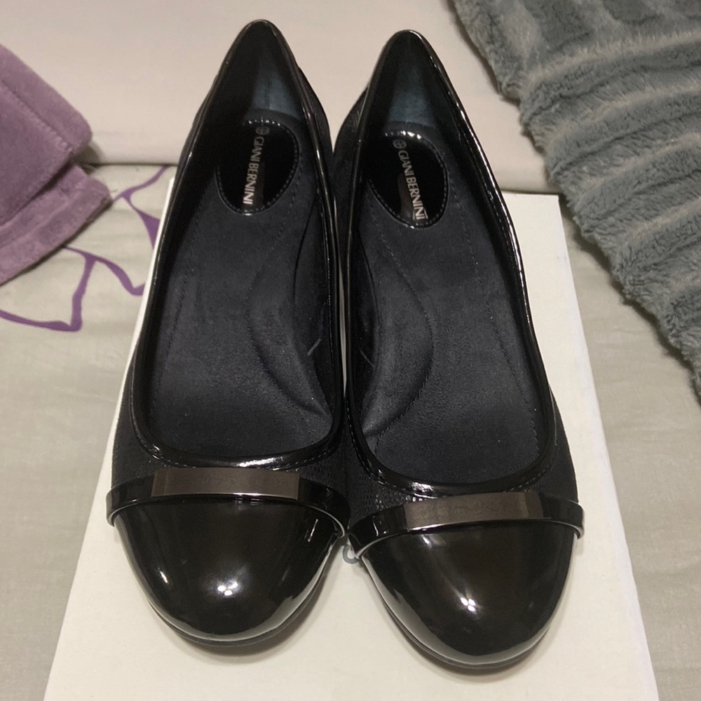 Black Giani Bernini gently used